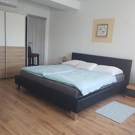 Hamo Apartments & Soba Lumbarda Eksteriør bilde