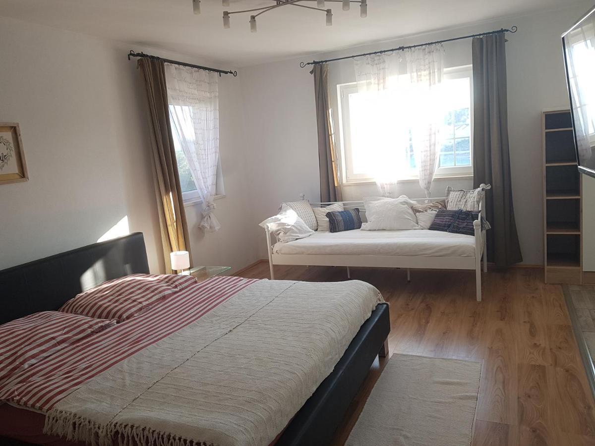 Hamo Apartments & Soba Lumbarda Eksteriør bilde